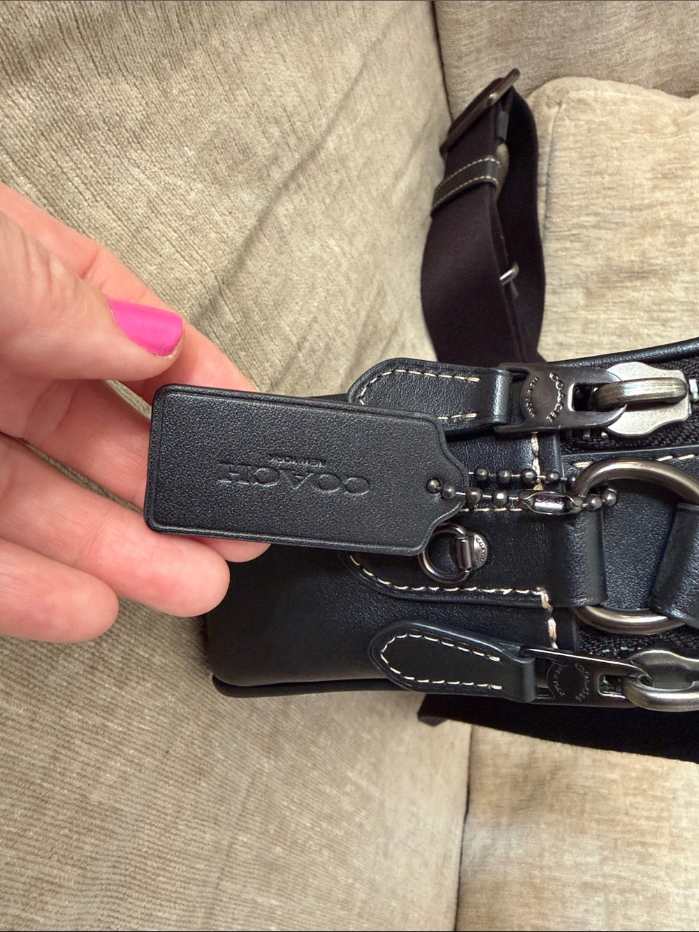 Coach Black Signature Crossbody with Green Dino Rexy - Picture 2 of 7